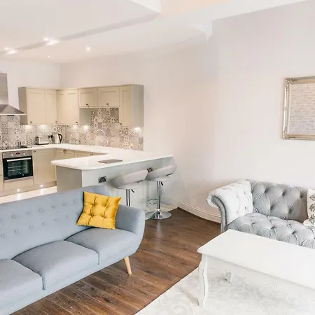 Stunning Shabby Chic Loft Ap Leeds (West Yorkshire)