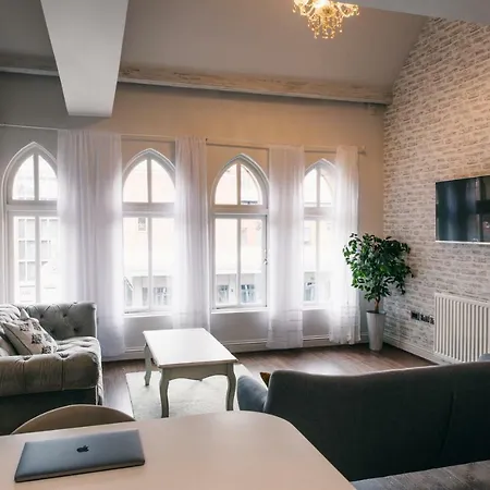 Stunning Shabby Chic Loft Ap Daire