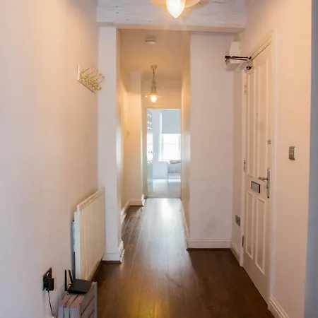 Stunning Shabby Chic Loft Ap *