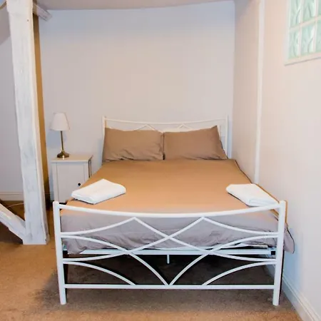 Daire Stunning Shabby Chic Loft Ap *